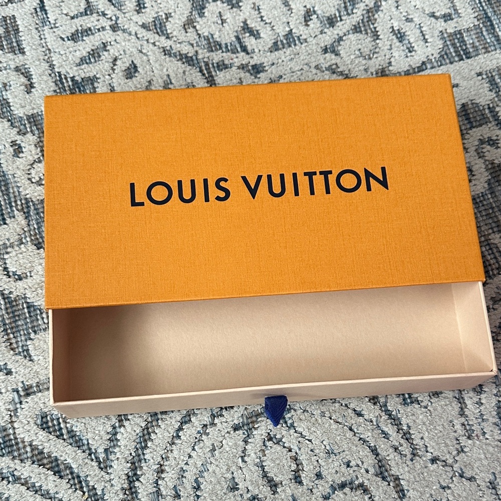 Louis Vuitton Vibrant Orange Box